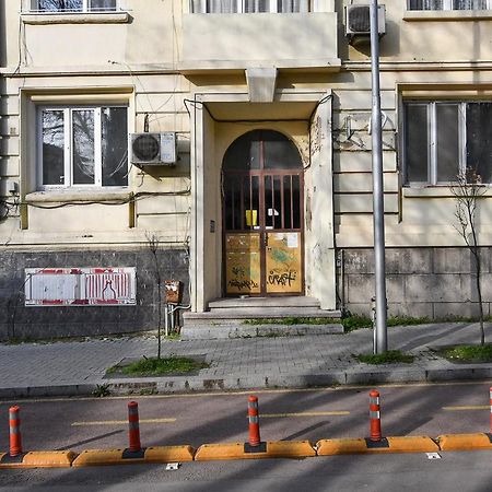 Small Studio On Budget In The Heart Of City Warna Exterior foto