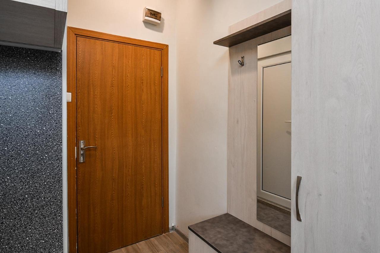 Small Studio On Budget In The Heart Of City Warna Exterior foto